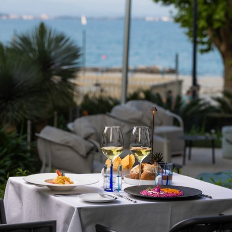 Ristorante Rose & Sapori a Desenzano: le nostre immagini Ristorante Rose & Sapori a Desenzano: le nostre immagini