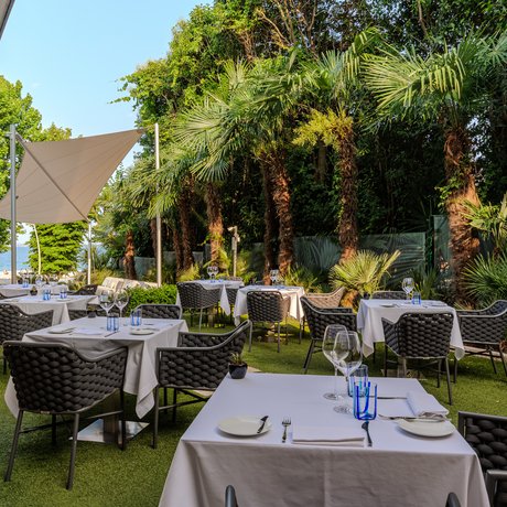 Ristorante Rose & Sapori a Desenzano: le nostre immagini Ristorante Rose & Sapori a Desenzano: le nostre immagini