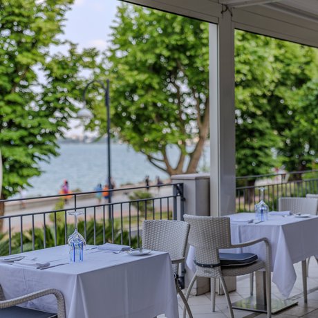 Ristorante Rose & Sapori a Desenzano: le nostre immagini Ristorante Rose & Sapori a Desenzano: le nostre immagini